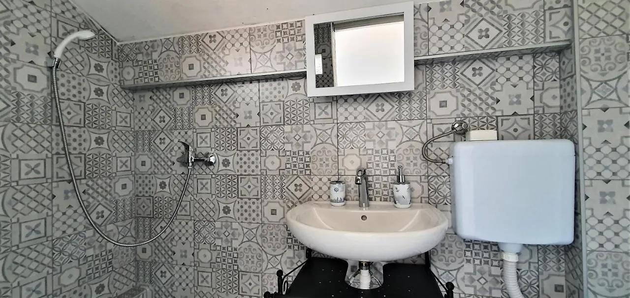 Apartments & Rooms Danica Starigrad Paklenica