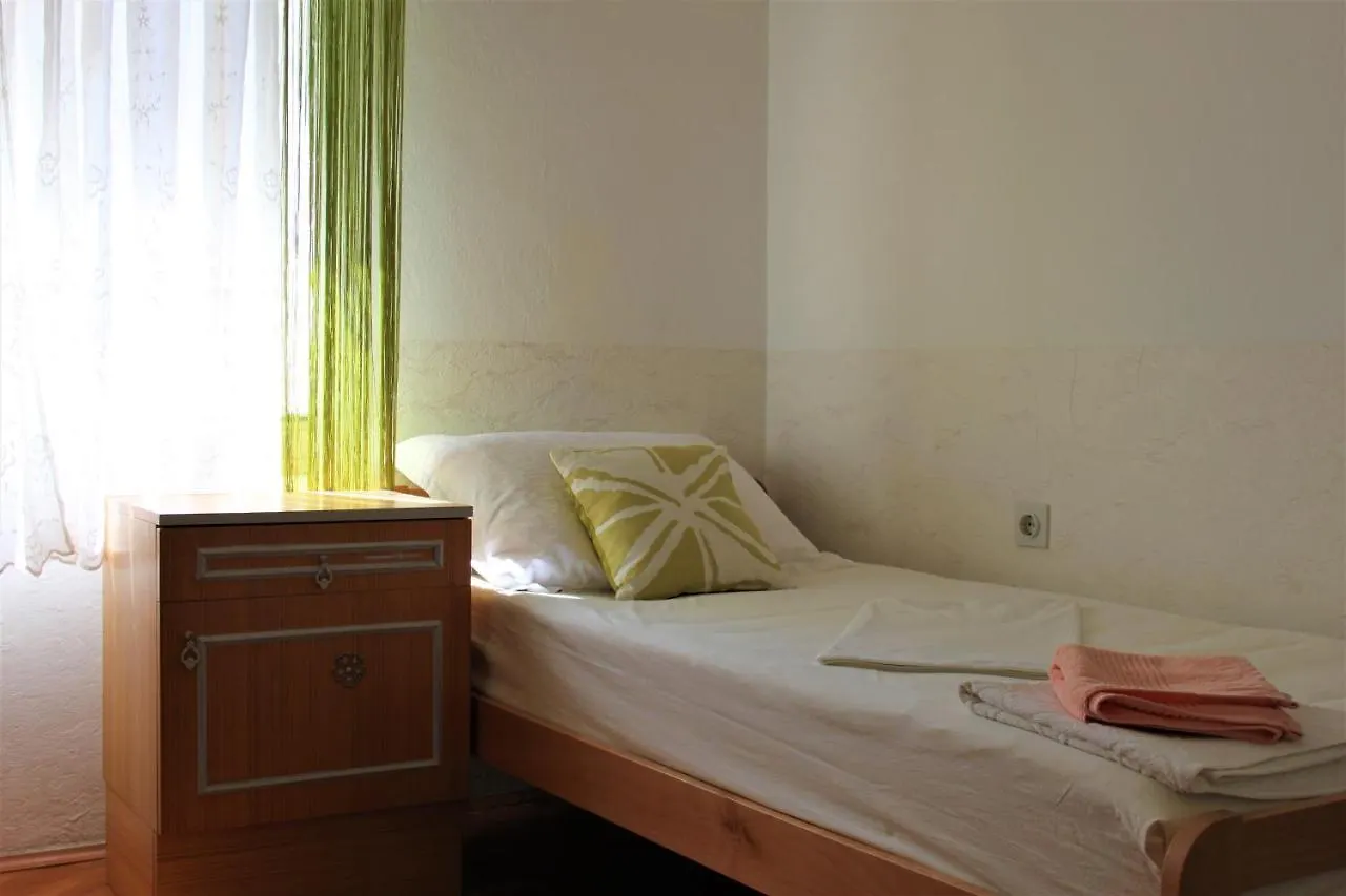 Apartments & Rooms Danica Starigrad Paklenica